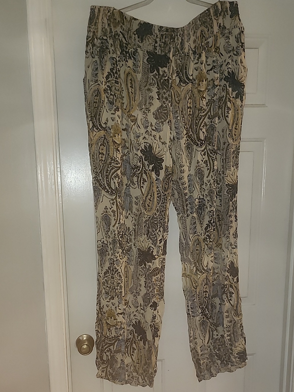 Relaxed Cream Paisley Women's Pants